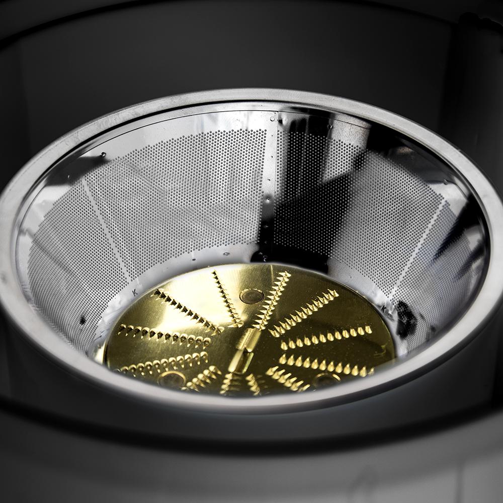 Cecotec Extreme Titanium Juicer, 500Ml, 1000Watts, Black