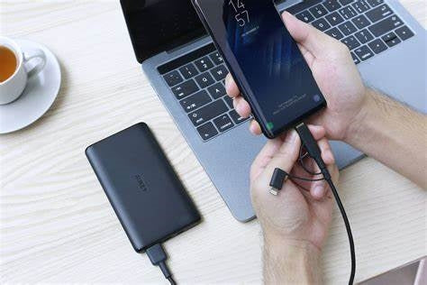 CB-BAL5/Aukey  3 In 1 MFI Lightning Cable With Micro USB & USB C Cable BLACK Cable / Black / N/A