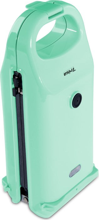 7364.1412 / Trisa Snack Maker "Retro Line" mint green