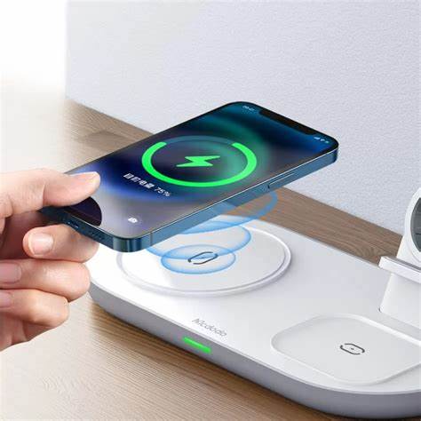 Mcdodo Wireless Charger 3IN1 Magnetic 15Watts, White