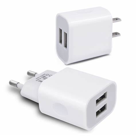 SHT Universal travel Adapter Charger, White