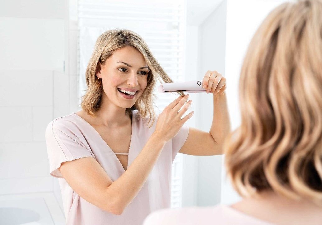 Beurer Rechargable Hair Straighner Pink 200-160 Watt Lithium Battery 3 Heat Levels Ceram